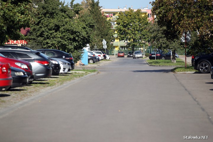 Szkoła, przedszkole i żłobek wymuszają przebudowę układu komunikacyjnego na osiedlu Poręby.