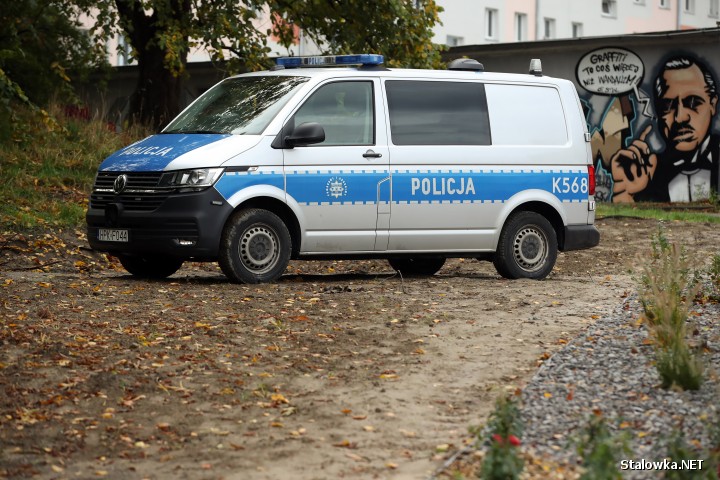 Zgon nad oczkiem. Kobieta mogła być wcześniej zgwałcona?