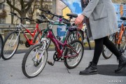 Miejski Dom Kultury w Stalowej Woli zakończył akcję społeczną Rower podaj dalej, polegającą na zbiórce rowerów, ich naprawie i obdarowaniu nimi osób potrzebujących.