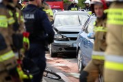 W miejscowości Agatówka (gmina Zaleszany) doszło do wypadku, w którym zderzyły się dwa pojazdy. W wyniku zdarzenia obrażeń doznała piesza.
