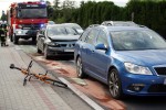 W miejscowości Agatówka (gmina Zaleszany) doszło do wypadku, w którym zderzyły się dwa pojazdy. W wyniku zdarzenia obrażeń doznała piesza.