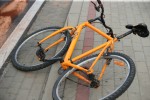 W miejscowości Agatówka (gmina Zaleszany) doszło do wypadku, w którym zderzyły się dwa pojazdy. W wyniku zdarzenia obrażeń doznała piesza.