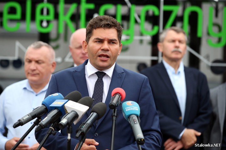 Prezentacja elektrycznych MAN-ów.
