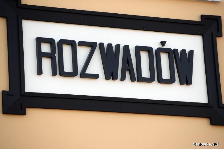 Rozwadów: dworzec PKP po remoncie.