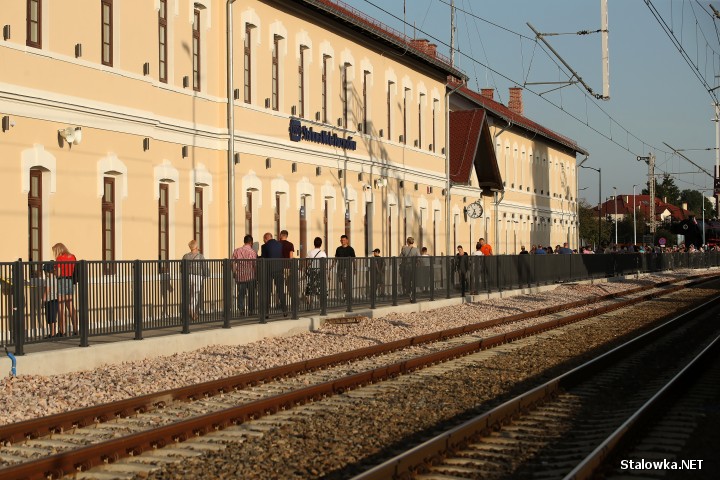 Rozwadów: dworzec PKP po remoncie.