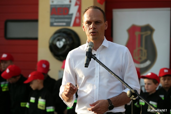 2,7 mln zł dla OSP Charzewice. Będą nowe garaże i świetlica.
