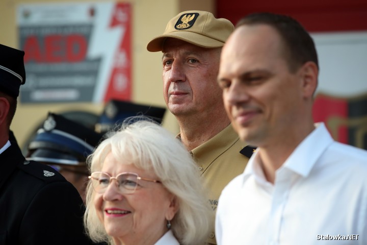 2,7 mln zł dla OSP Charzewice. Będą nowe garaże i świetlica.