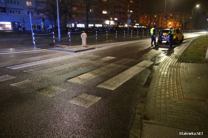 51-letnia kobieta potrącona na ulicy Poniatowskiego w Stalowej Woli.