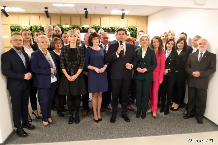 W nadchodzących wyborach samorządowych proszę o Państwa poparcie dla ambitnego Programu Rozwoju Stalowej Woli oraz Pozytywnej Drużyny w wyborach do Rady Miejskiej - mówi ubiegający się o reelekcję prezydent Lucjusz Nadbereżny.