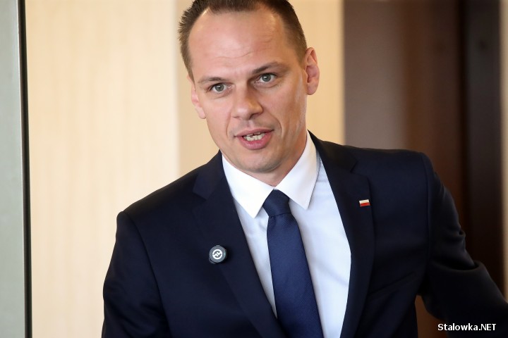 - Chcemy żeby Polska była krajem, który rozwija się gospodarczo, produkuje, eksportuje, żeby tak było ceny energii muszą być na akceptowalnym poziomie - mówi poseł Rafał Weber.