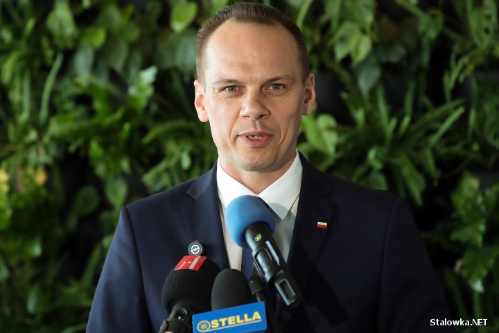 - Chcemy żeby Polska była krajem, który rozwija się gospodarczo, produkuje, eksportuje, żeby tak było ceny energii muszą być na akceptowalnym poziomie - mówi poseł Rafał Weber.