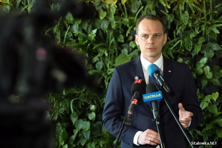 - Chcemy żeby Polska była krajem, który rozwija się gospodarczo, produkuje, eksportuje, żeby tak było ceny energii muszą być na akceptowalnym poziomie - mówi poseł Rafał Weber.
