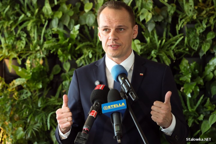 - Chcemy żeby Polska była krajem, który rozwija się gospodarczo, produkuje, eksportuje, żeby tak było ceny energii muszą być na akceptowalnym poziomie - mówi poseł Rafał Weber.