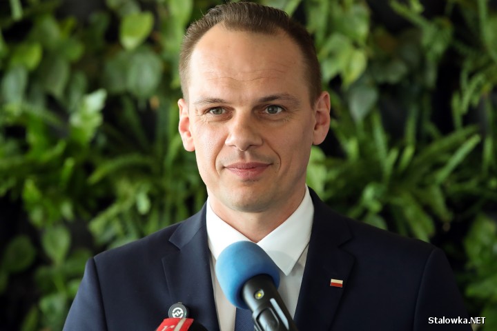 - Chcemy żeby Polska była krajem, który rozwija się gospodarczo, produkuje, eksportuje, żeby tak było ceny energii muszą być na akceptowalnym poziomie - mówi poseł Rafał Weber.