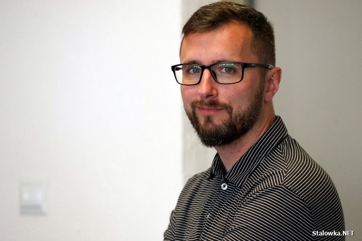 - Chcemy pokazać, że wyraźnie opłaca się być mieszkańcem Stalowej Woli, że opłaca się mieć meldunek albo rozliczać PIT w Stalowej Woli - zachęca Lucjusz Nadbereżny.