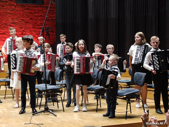 Sukcesy młodych akordeonistów. Nauczyciele pękają z dumy!