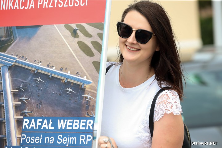 Renata Knap i Rafał Weber. Konferencja prasowa w sprawie budowy Centralnego Portu Komunikacyjnego.