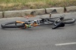 Potrącenie na Alejach Jana Pawła II w Stalowej Woli. Rowerzysta w ciężkim stanie.
