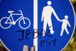Potrącenie na Alejach Jana Pawła II w Stalowej Woli. Rowerzysta w ciężkim stanie.