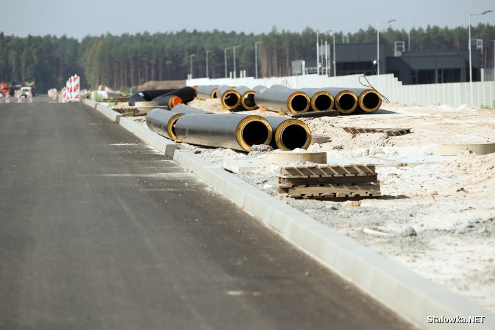 W Stalowej Woli trwa budowa dróg wraz z niezbędną infrastrukturą na terenie nowej strefy gospodarczej.