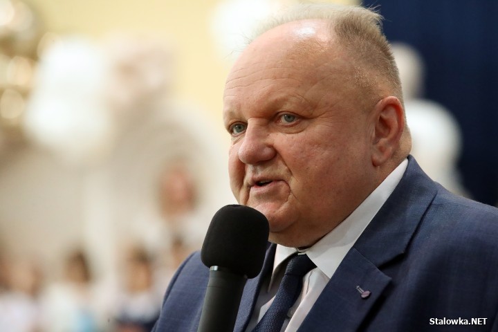 Pasowanie na ucznia w PSP nr 2 w Stalowej Woli.