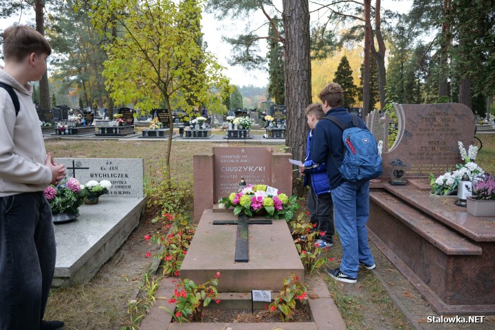 Od dziewięciu lat Muzeum Regionalne w Stalowej Woli zaprasza szkoły do udziału w akcji Pamiętamy o stalowowolskich pionierach z lat 1937-1939.