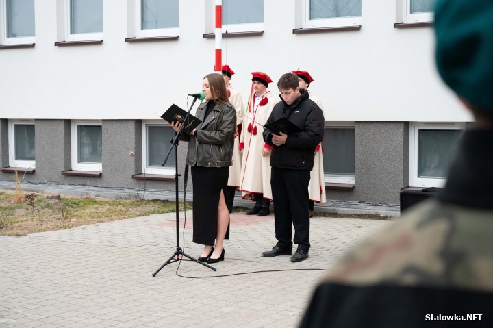 Uroczystość ślubowania i rocznica niepodległości w ZS Nr 2 w Stalowej Woli.