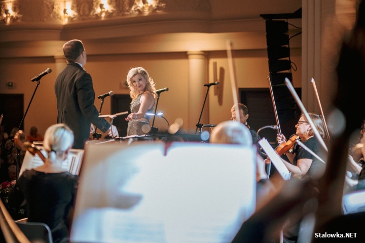 Sławomir Chrzanowski i Orkiestra Symfoniczna Filharmonii Zabrzańskiej wystąpili w Stalowej Woli.