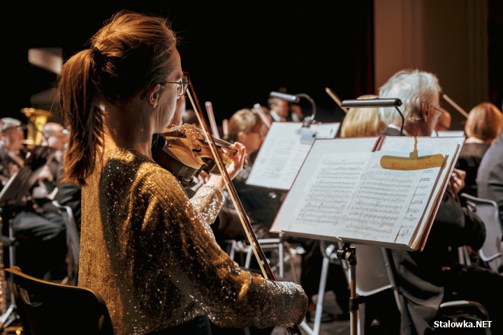 Sławomir Chrzanowski i Orkiestra Symfoniczna Filharmonii Zabrzańskiej wystąpili w Stalowej Woli.