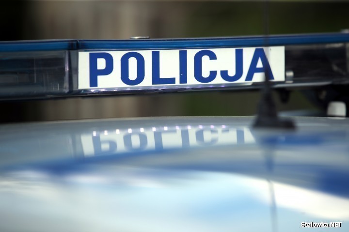 7 stycznia 2025 roku stalowowolscy policjanci pracowali na miejscu dwóch zdarzeń drogowych.