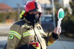 DK77: wypadek z udziałem ciężarówki, busa i osobówki.