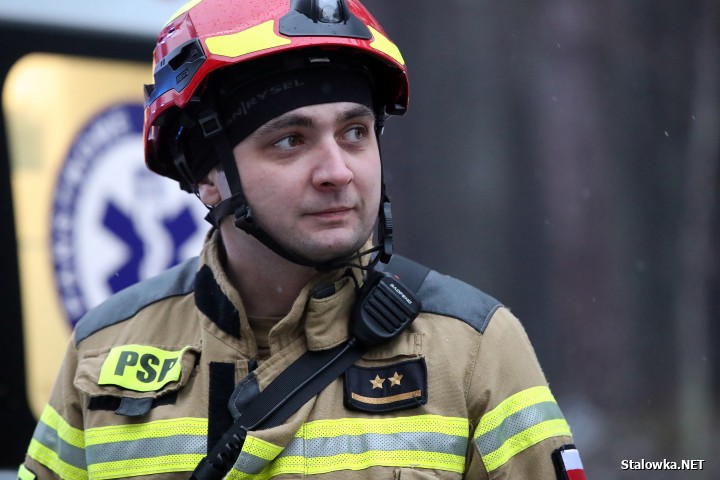 DW-871: wypadek trzech aut.