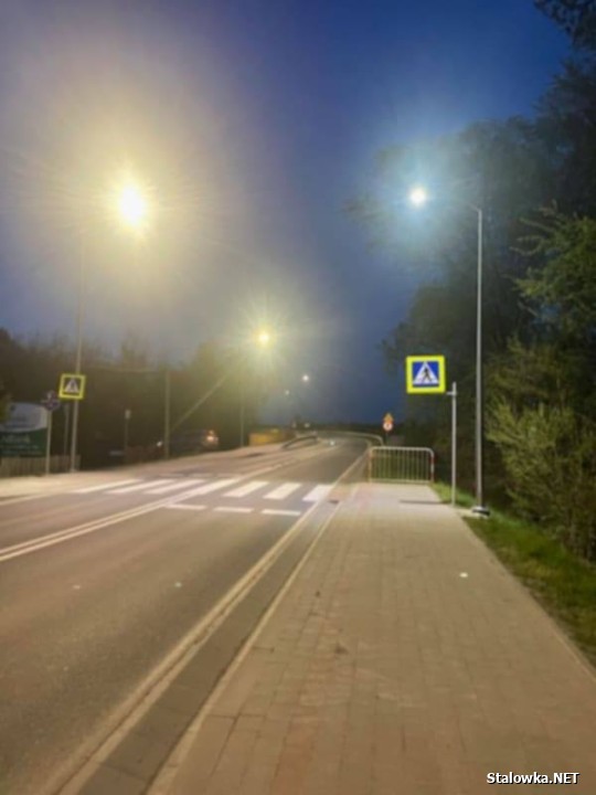 Efekty prac ostatnich kilku tygodni prezentuje sołtys Brandwicy Krzysztof Faraś.