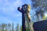 Strażacy ochotnicy z Zaklikowa brali udział w akcji gaszenia krzyża znajdującego się przy kapliczce w lesie, nieopodal stawów hodowlanych.