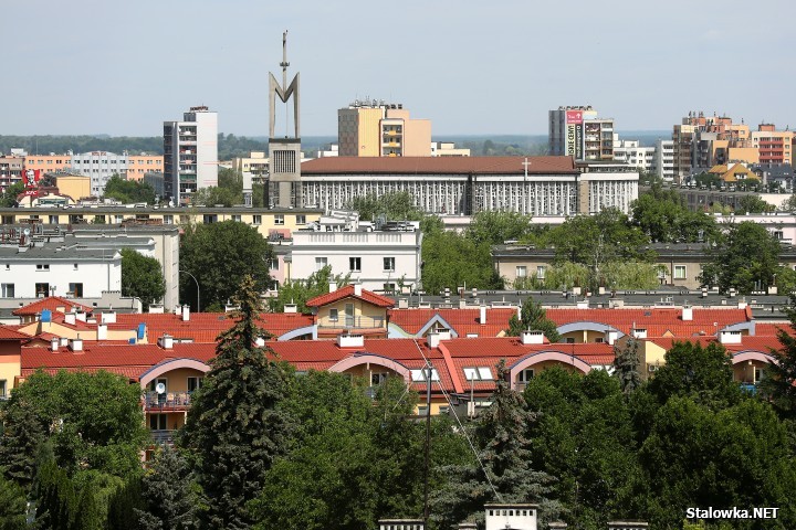 Jak wynika z Raportu Miasta na koniec 2024 roku było nas 52 922.
