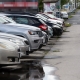 Stalowa Wola: Mieszkańcy nie mają gdzie parkować. Obok kwitnie auto handel