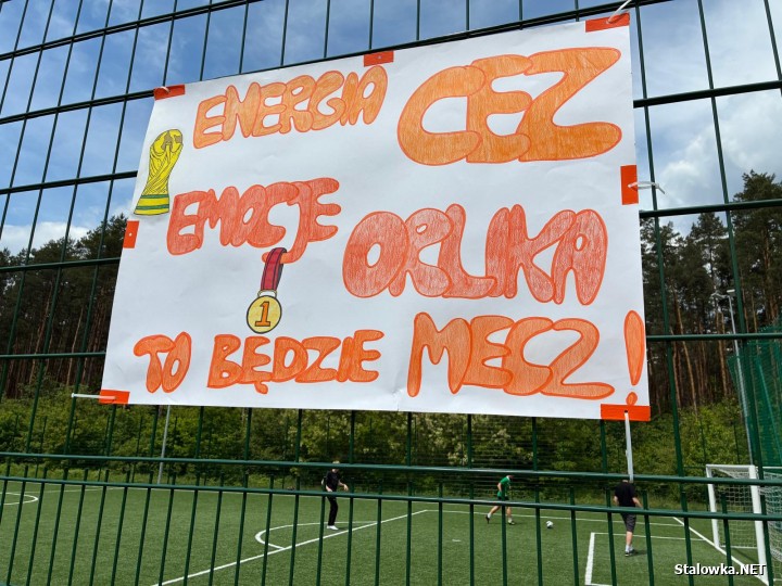 Orlik przy Centrum Edukacji Zawodowej w Stalowej Woli po remoncie.