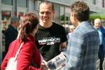 Na stalowowolskim targowisku zachęcano do głosowania na Karola Nawrockiego.