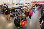 Hurtownia SKAREM SAFETY - miejsce stworzone przez ludzi, którzy rozumieją, czym jest prawdziwa praca.
