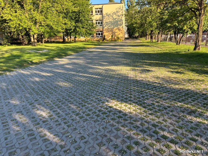 Nowy parking i więcej miejsc przy szkole specjalnej.
