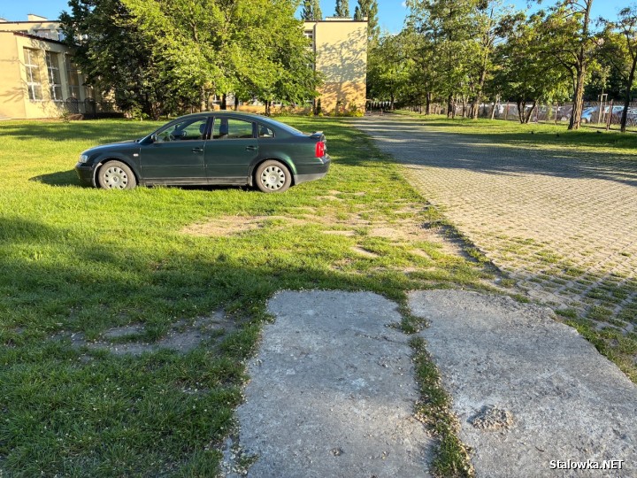 Nowy parking i więcej miejsc przy szkole specjalnej.