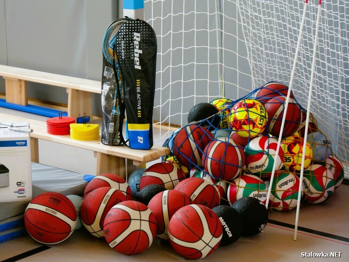 Otwarcie hali sportowej przy PSP nr 5 w Stalowej Woli.