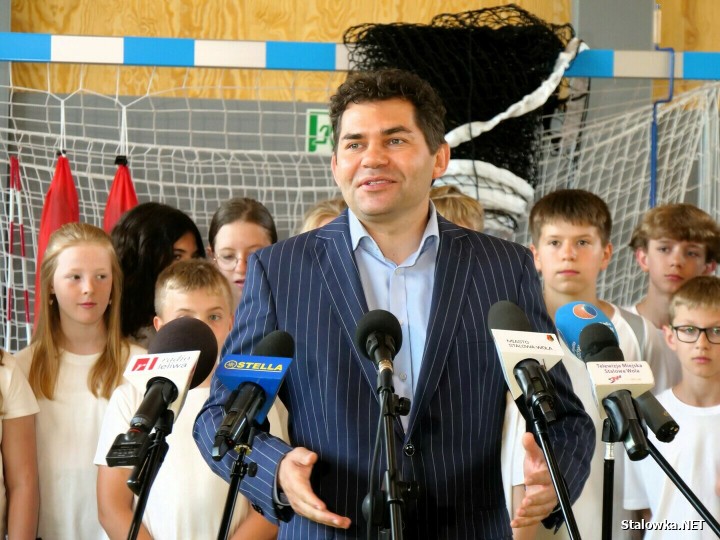 Otwarcie hali sportowej przy PSP nr 5 w Stalowej Woli.