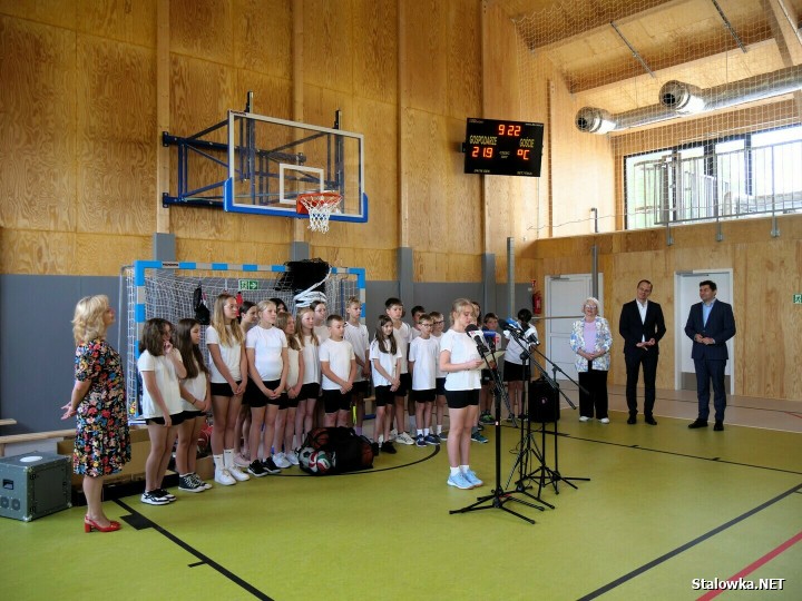 Otwarcie hali sportowej przy PSP nr 5 w Stalowej Woli.