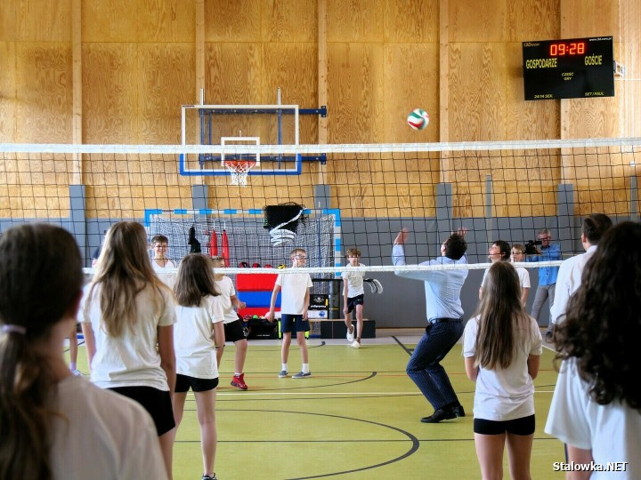 Otwarcie hali sportowej przy PSP nr 5 w Stalowej Woli.