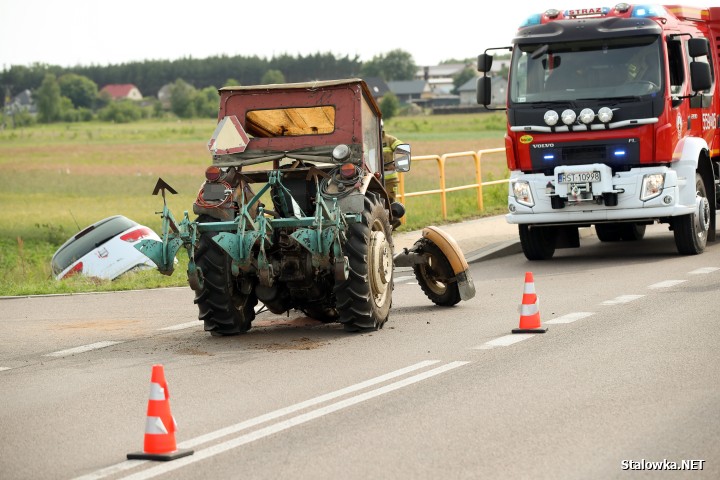 W Przyszowie doszło do wypadku z udziałem traktora.