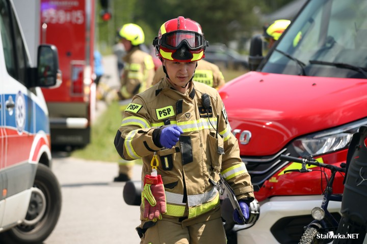 Pysznica: wypadek na Sportowej. Ranna matka z półtorarocznym dzieckiem.