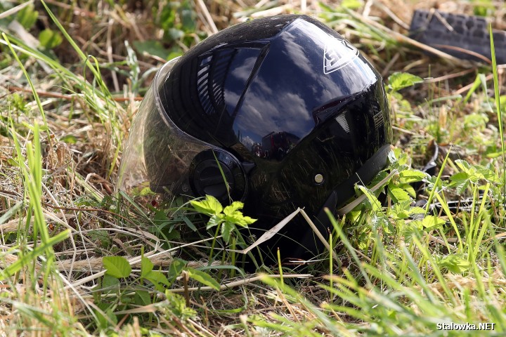 50-letni motocyklista po wypadku trafił do szpitala.