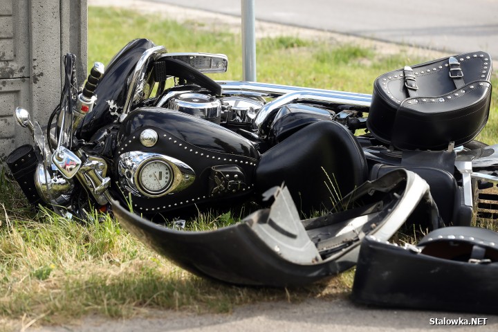 50-letni motocyklista po wypadku trafił do szpitala.