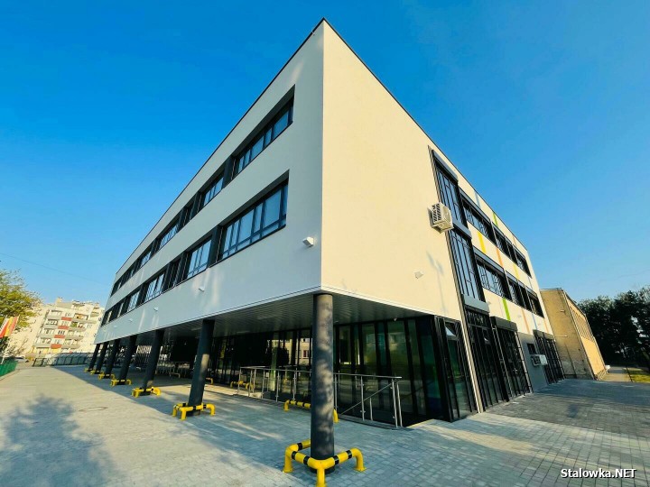 Nowe skrzydło w Publicznej Szkole Podstaowej nr 11 w Stalowej Woli.